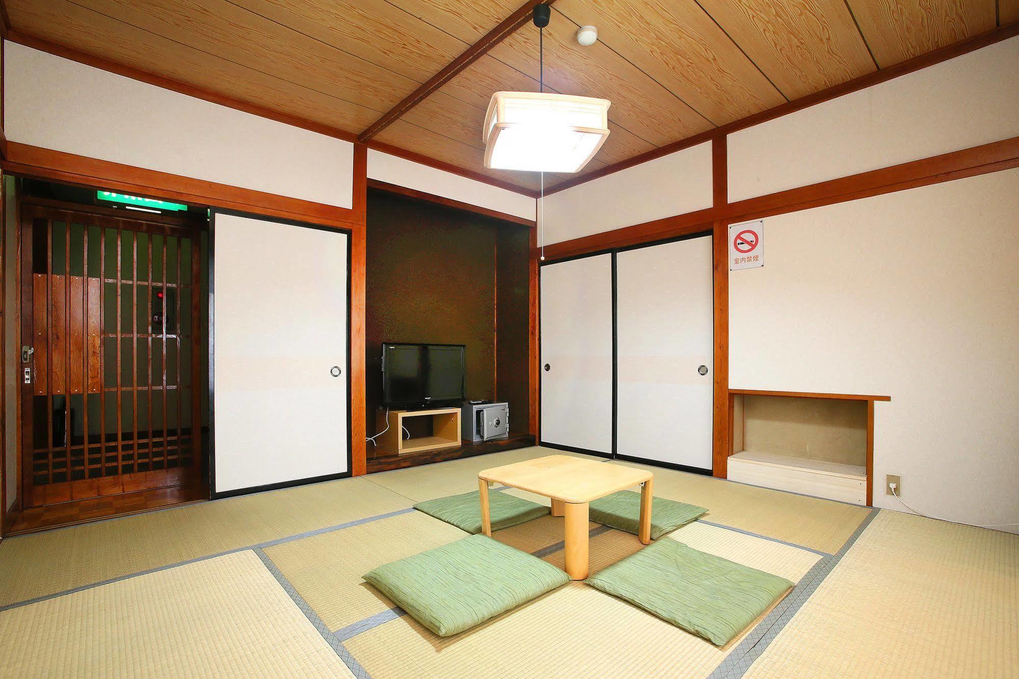 Nozawaonsen Guest House Miyazawa Extérieur photo